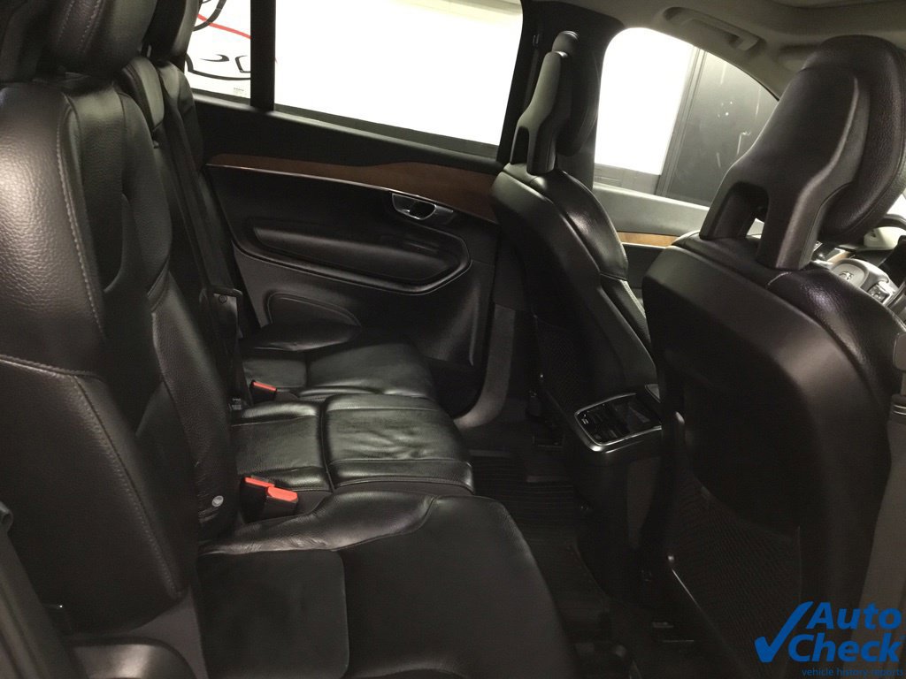 Used 2021 Volvo XC90 T6 Momentum AWD/4WD image 34