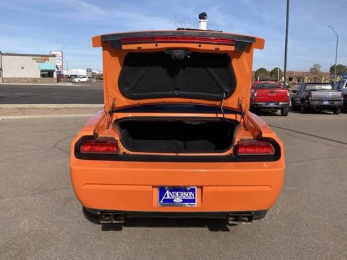 Used 2014 Dodge Challenger R/T image 36