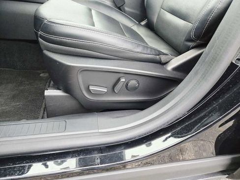 Used 2022 Ford Escape SEL image 31