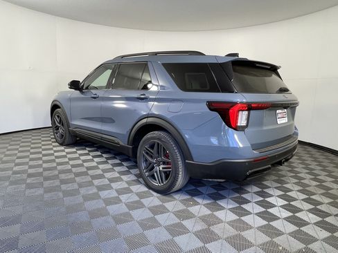 New 2026 Ford Explorer ST-Line w/ ST-Line Street Pack AWD/4WD image 3