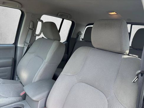 Used 2019 Nissan Frontier SV AWD/4WD image 20