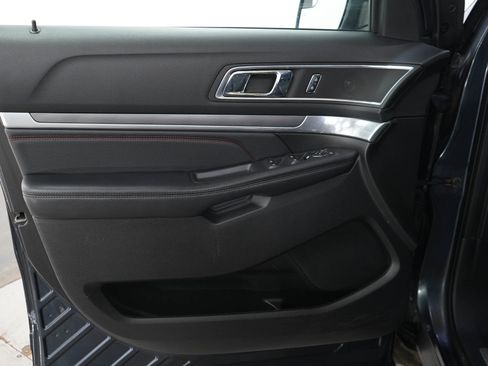 Used 2017 Ford Explorer Sport AWD/4WD image 20