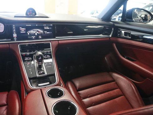 Used 2018 Porsche Panamera 4S w/ Premium Package Plus AWD/4WD image 15