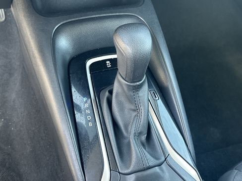 Used 2024 Toyota Corolla LE image 29