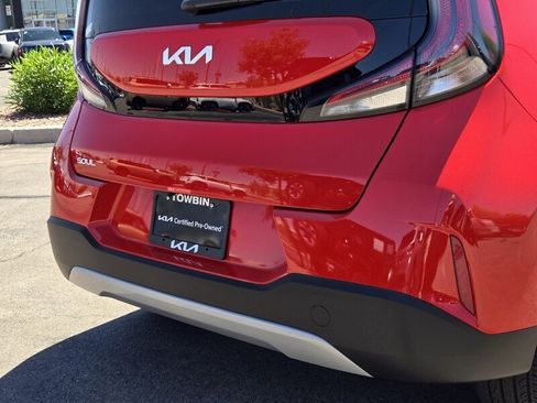 Certified 2025 Kia Soul EX FWD image 6