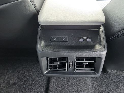 New 2026 Subaru Solterra image 14