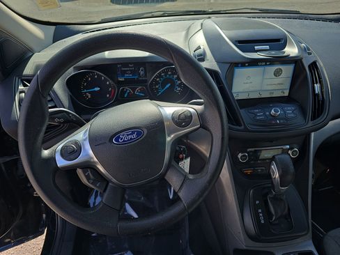 Used 2016 Ford Escape SE w/ Equipment Group 201A image 18