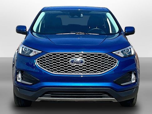 Used 2024 Ford Edge SEL w/ Convenience Package AWD/4WD image 3