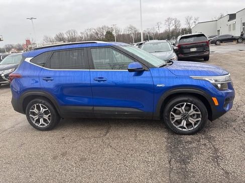 Certified 2023 Kia Seltos EX image 4