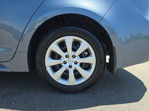 Used 2026 Toyota Corolla LE FWD image 33