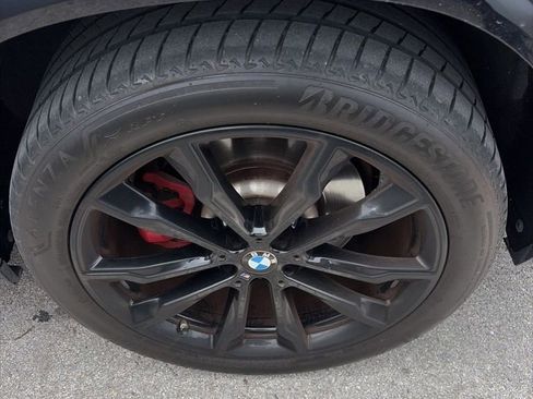 Used 2024 BMW X4 xDrive30i w/ M Sport Package AWD/4WD image 7