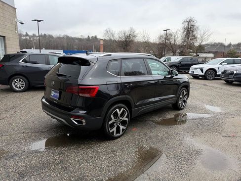 Used 2023 Volkswagen Taos SEL AWD/4WD image 6