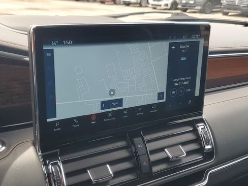 Certified 2024 Lincoln Navigator Black Label AWD/4WD image 16