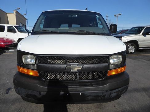 Used 2017 Chevrolet Express 2500 LS image 2