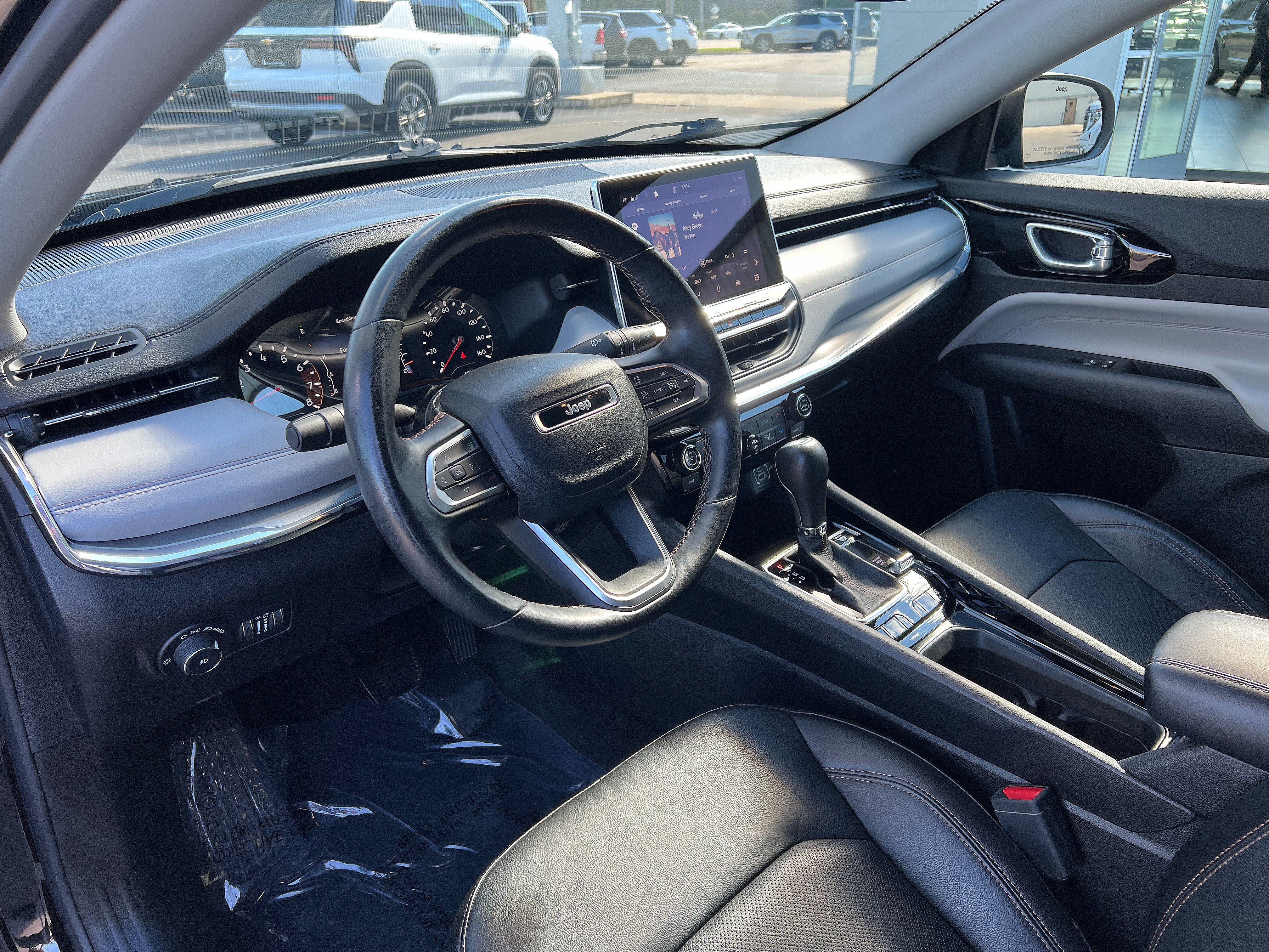 Used 2022 Jeep Compass Limited AWD/4WD image 9