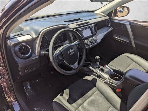 Used 2018 Toyota RAV4 LE w/ All Weather Liner Package FWD image 10