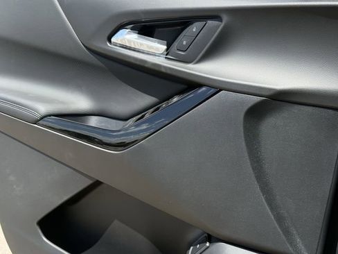 New 2026 Chevrolet Equinox LT FWD image 21