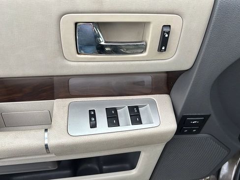 Used 2011 Ford Flex SEL w/ Rapid Spec Order Code image 28