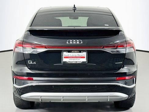Used 2023 Audi Q4 e-tron Premium Plus w/ Premium Plus AWD/4WD image 3