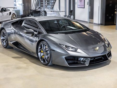 Used 2016 Lamborghini Huracan LP 580-2 image 8