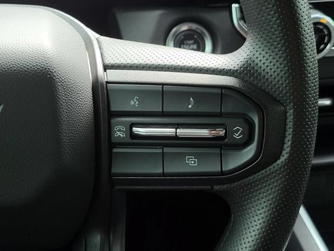 Used 2024 Chevrolet Colorado Trail Boss w/ Technology Package AWD/4WD image 29