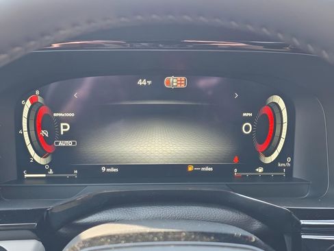 New 2026 Nissan Pathfinder SL image 24