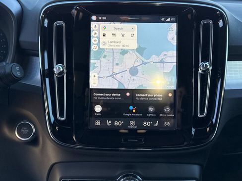 New 2026 Volvo XC40 B5 Ultra w/ Climate Package image 22