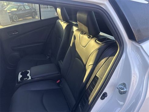 Used 2019 Toyota Prius Prime Advanced image 25