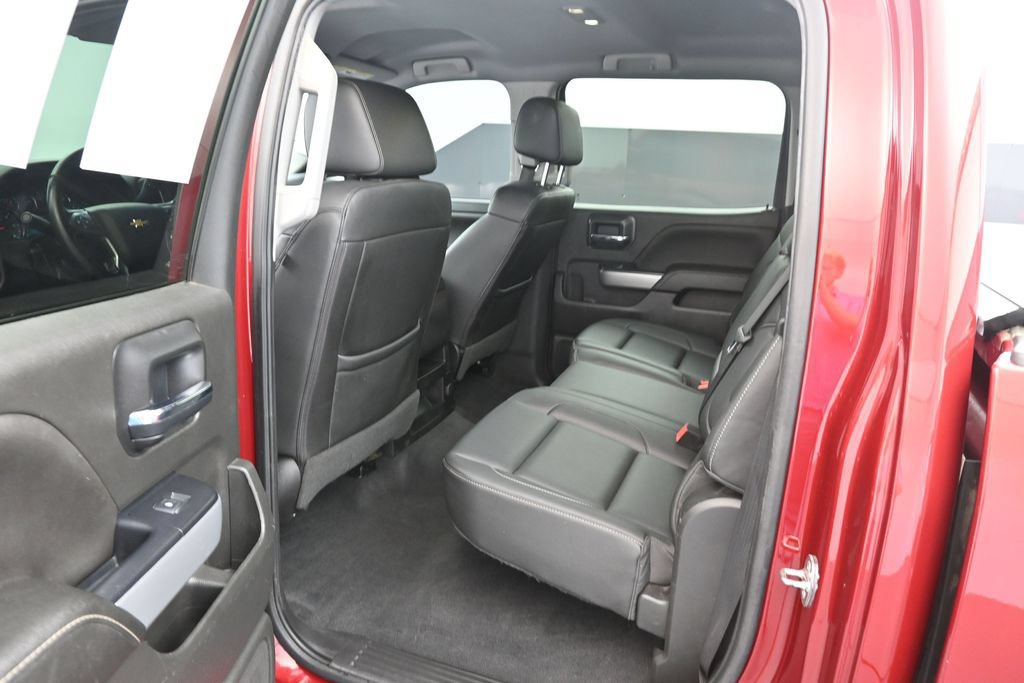 Used 2018 Chevrolet Silverado 1500 LT w/ All Star Edition AWD/4WD image 17
