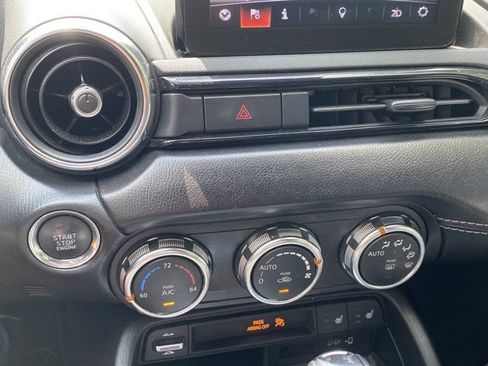 Used 2021 MAZDA MX-5 Miata RF Grand Touring RWD image 14