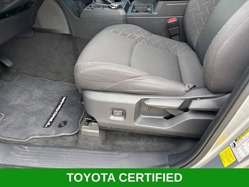Used 2025 Toyota Tacoma SR image 21
