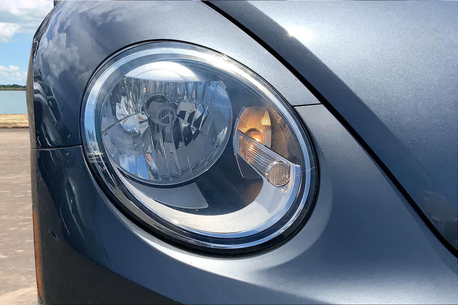 Used 2013 Volkswagen Beetle 2.5 FWD image 30