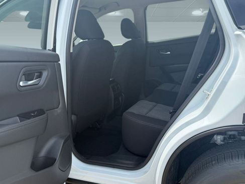 New 2026 Nissan Rogue SV image 10