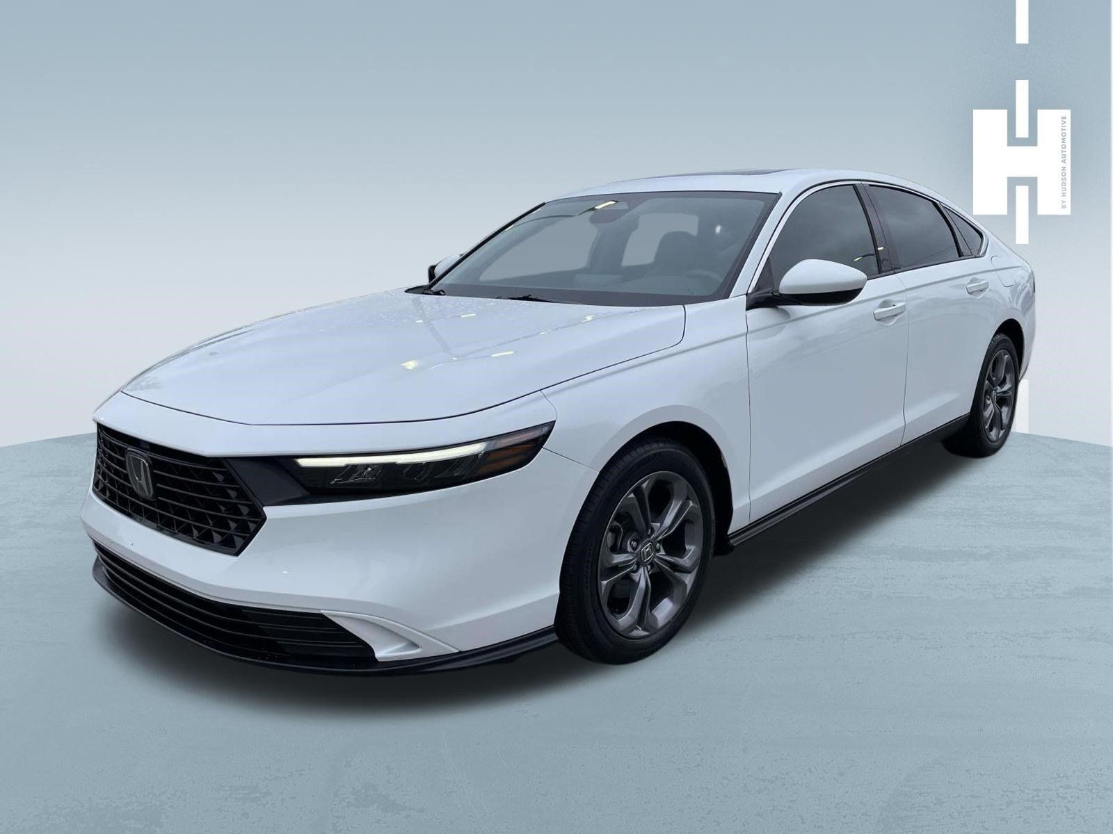 Used 2023 Honda Accord EX image 3