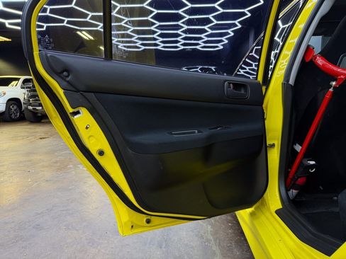 Used 2003 Mitsubishi Lancer Evolution image 14