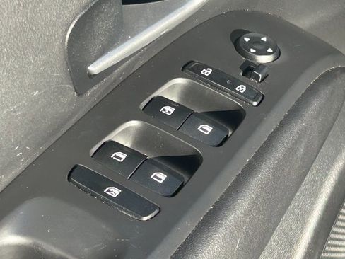 Used 2023 Hyundai Santa Cruz SE image 24