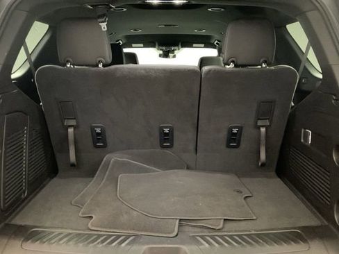 Certified 2025 Chevrolet Tahoe LT image 35