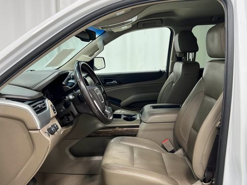 Used 2019 GMC Yukon SLT AWD/4WD image 12