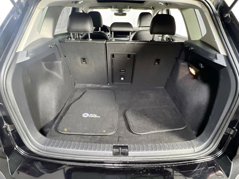 Used 2023 Volkswagen Taos SE image 25