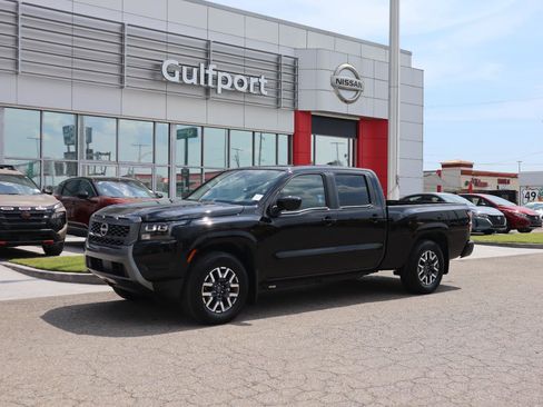 Used 2026 Nissan Frontier SV w/ SV Convenience Package RWD image 2