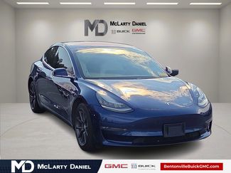 Used 2018 Tesla Model 3 Long Range image 1