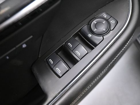 Used 2021 Buick Envision Essence w/ Sport Touring Package AWD/4WD image 14