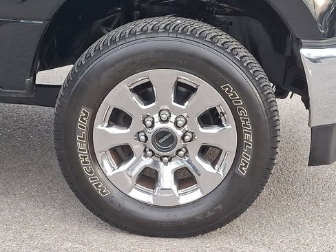 Used 2019 Ford F250 Lariat w/ Lariat Ultimate Package image 8