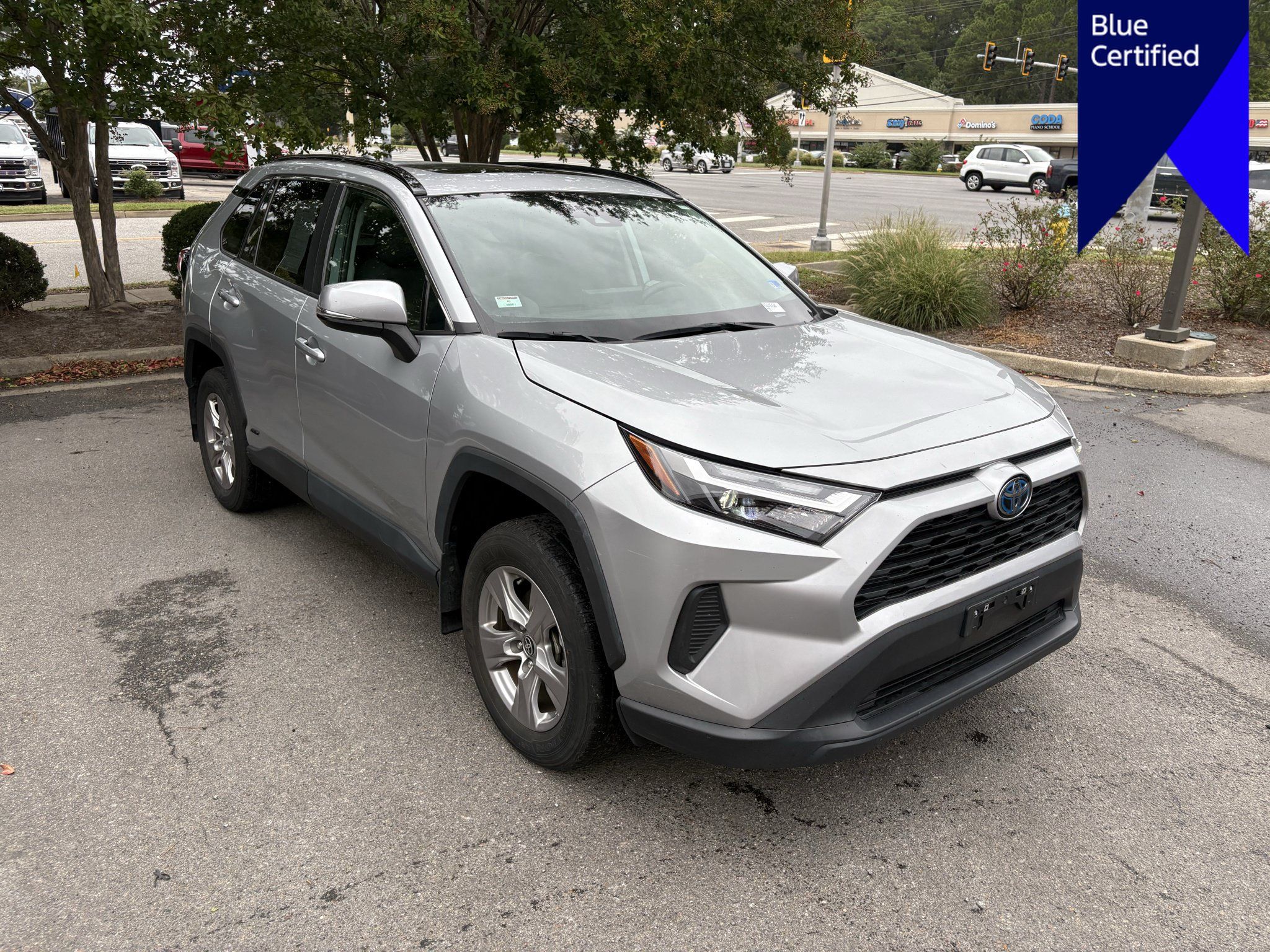 Used 2024 Toyota RAV4 XLE w/ Convenience Package AWD/4WD image 3