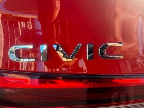 Used 2023 Honda Civic Sport image 17