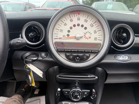 Used 2013 MINI Cooper Convertible image 11