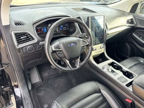 Used 2022 Ford Edge SEL image 25