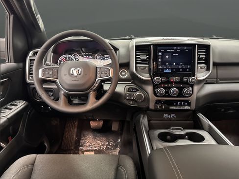 New 2026 RAM 1500 Big Horn AWD/4WD image 5