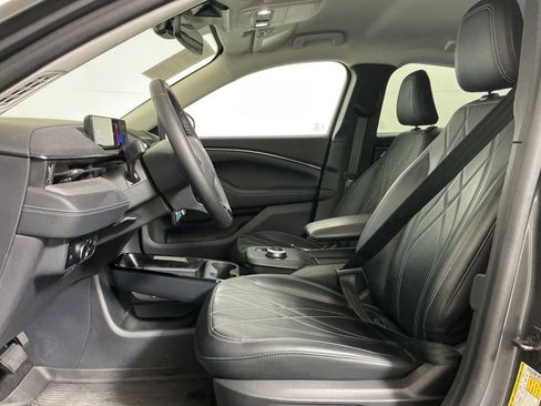 Used 2023 Ford Mustang Mach-E Select image 23