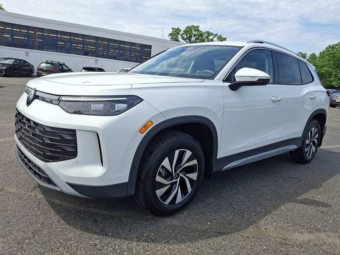 New 2026 Volkswagen Tiguan S AWD/4WD image 2